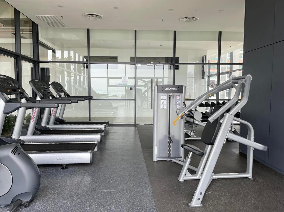 The Pine, 3Br Seaview By Wstay @ Tropicana 218 Macalister George Town Eksteriør bilde